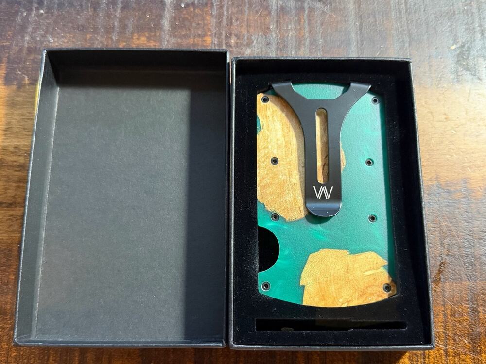 Avant Wood Minimalist Wallet Burl Wood Green Resin RFID Money Clip